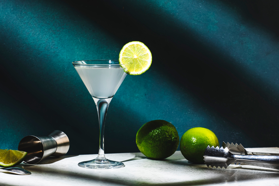 Garçom, desce um Gimlet!