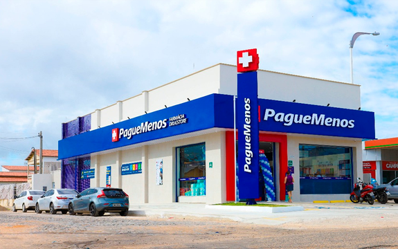 Pague Menos nomeia primeiro CEO de fora da família