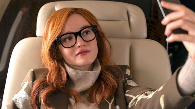 Na Netflix, Anna Sorokin vai de golpista a justiceira feminista