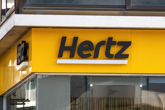 Turnaround à vista? Bill Ackman compra 20% da Hertz e ação explode