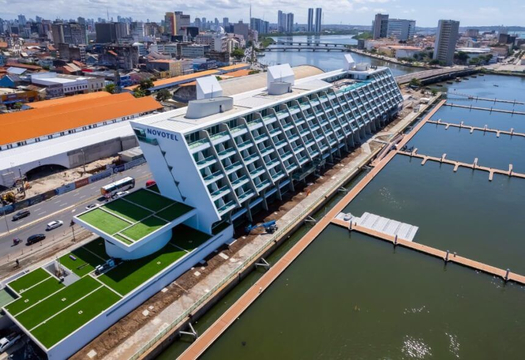 No Recife, um complexo com hotel surfa a demanda reprimida de eventos