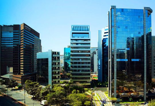 Pátria compra a VBI, ganhando força em FIIs – e uma segunda chance em real estate