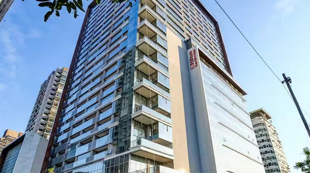 BREAKING. HBR vende hotel Hilton para a CVPar, reciclando ativos