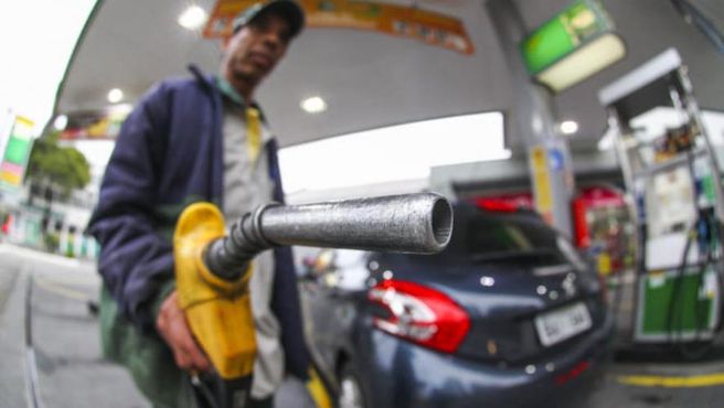 CEO da Petrobras: aumento da gasolina reflete nova realidade de preços