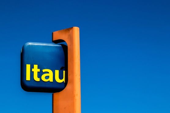 Milagre de Natal no Itaú? Banco pode pagar R$ 14 bi em dividendos extraordinários, diz XP
