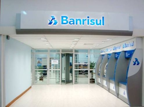 Eduardo Leite muda discurso sobre Banrisul; papel desaba