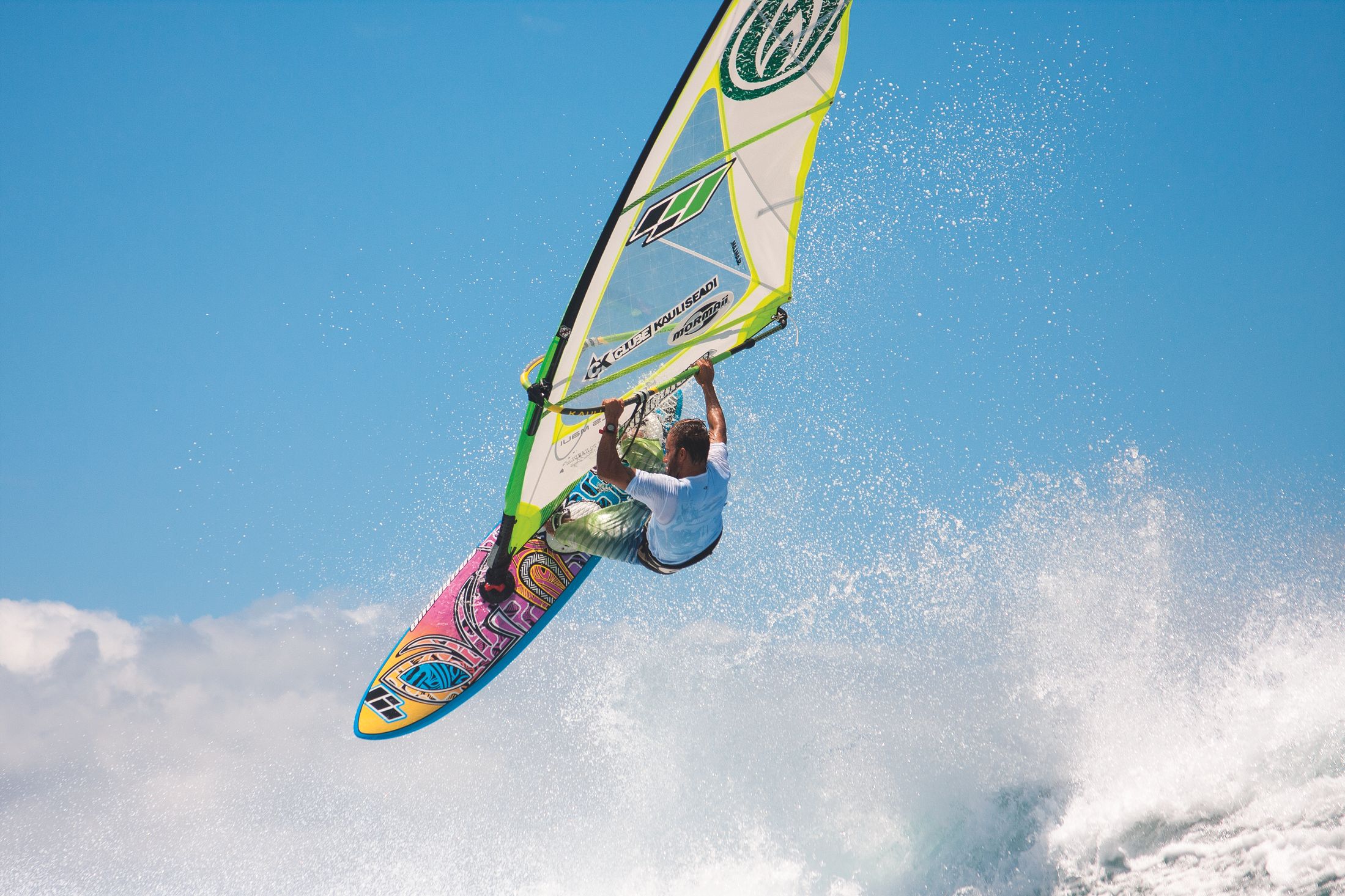 Do windsurf à hotelaria, Kauli Seadi continua a favor do vento