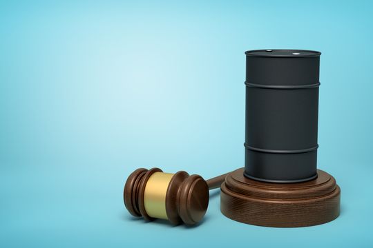 Justiça suspende imposto de exportação de petróleo: “burla ao Legislativo”