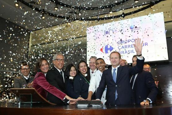 ‘Bonjour, Carrefour’: início de cobertura tira ação da gôndola fria