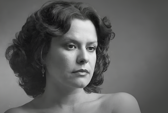 Um retrato refinado de Elis Regina, a maior cantora do Brasil