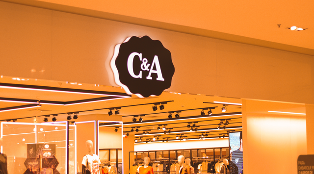 C&A e Guararapes bateram o mercado – e despencaram. O que aconteceu?