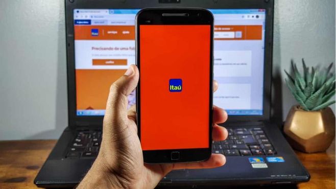 Site e app do Itaú saem do ar