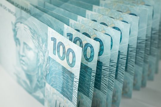 Com tarifaço, Santander já vê teto para a Selic