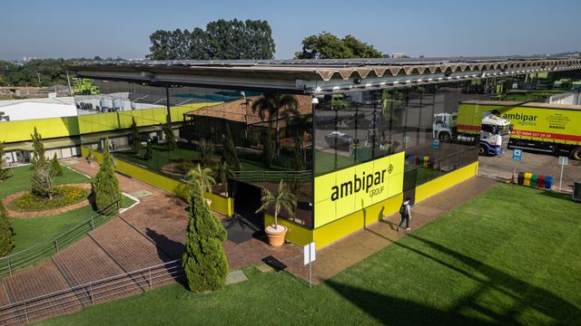 Ambipar contrata embaixador Roberto Azevêdo para liderar sua agenda global