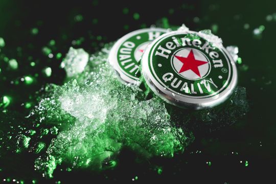 Heineken surpreende com alta de preço – um alívio para a Ambev