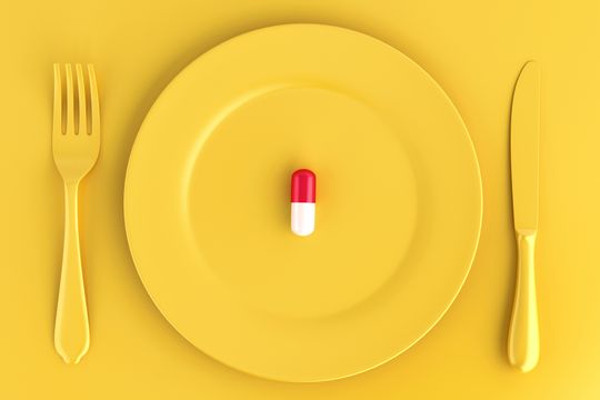 Drogarias desabam: MELI vai vender antibióticos e GLP-1