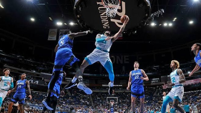 Comprou ‘distressed’, vendeu na alta. Como Michael Jordan lucrou 10x