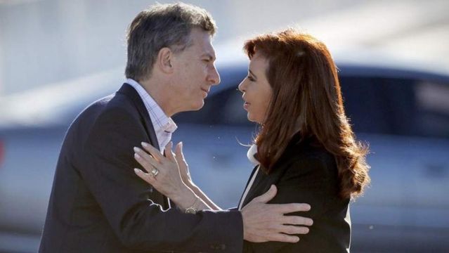 Macri vs. Kirchner?  Na Argentina, o faroeste já começou