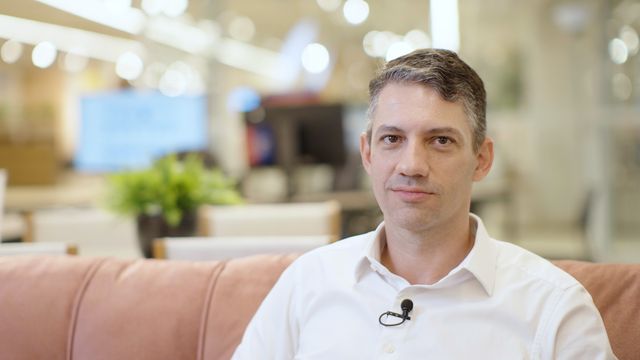 Casas Bahia tem que ser especialista: "Mais Best Buy que Amazon,” diz CEO