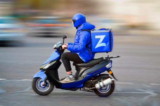 Zubale recebe novo aporte e quer recrutar 10 mil entregadores no Brasil