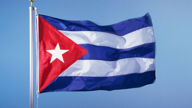 Marchando nas ruas, cubanos pedem “Libertad!  Libertad!”