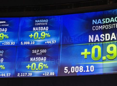 BREAKING:  Vasta tem demanda forte e IPO sai acima da faixa