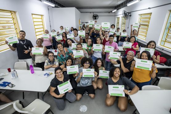 Empreender para transformar: o Instituto Stone e seu impacto em 142 mil vidas