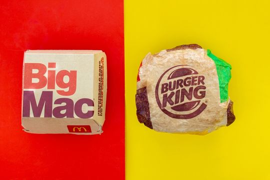 McDonald’s e BK lançam combos de US$ 5, pressionando a margem dos franqueados