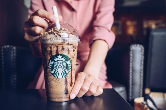 Starbucks promete ‘turnaround’ em dois anos