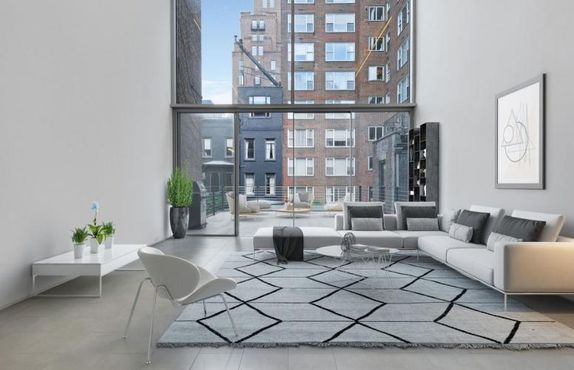 Quando a casa no Upper East Side fica grande demais...