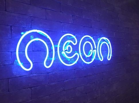 Banco Neon:  As encrencas da família que fundou o banco