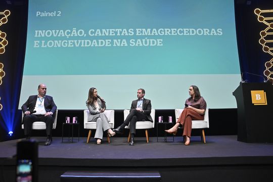 "Demanda gigante": EMS, Fleury e Anvisa debatem potencial da semaglutida