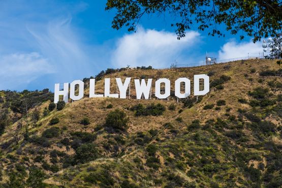 Como usar filmes e séries para vender (ainda) mais caro. Pergunte à LVMH