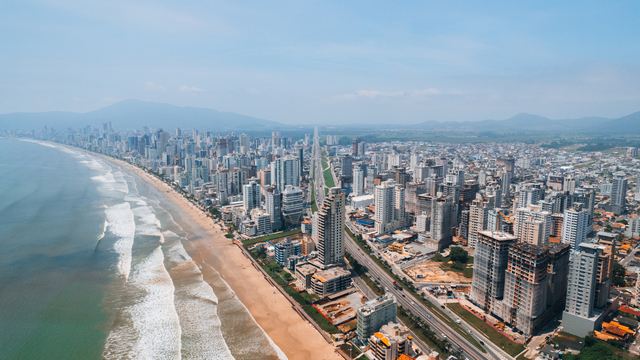 SC domina top 5 das cidades mais caras fora do eixo Rio-SP
