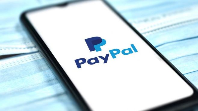 PayPal demite CEO depois de resultado fraco; ação mergulha 20%
