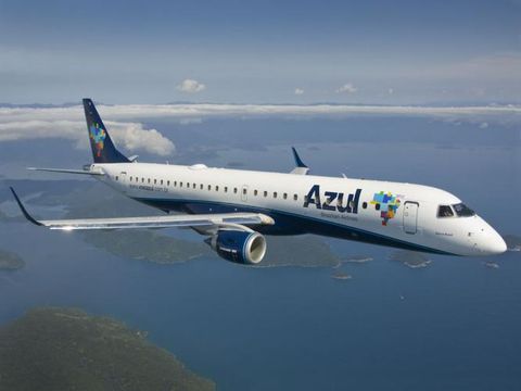 Azul não deve herdar slots da Avianca sozinha
