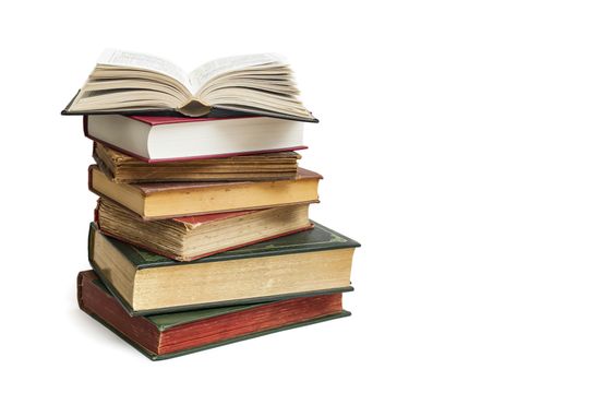 No Dia do Livro, passe a noite numa livraria de rua