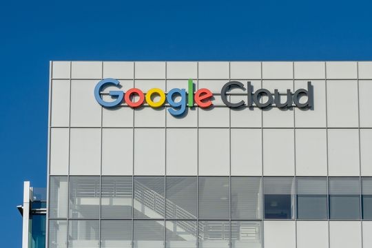 Meta contrata seis anos de Google Cloud por US$ 10 bilhões