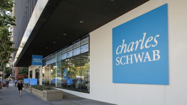 Charles Schwab inova: planejamento financeiro à la Netflix