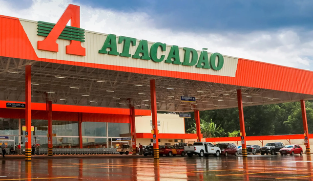 FII da Guardian paga R$ 725 milhões por 15 lojas do Atacadão