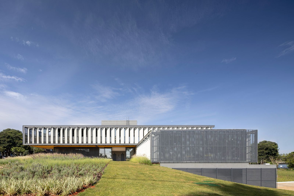 União Europeia compra edifício que alugava em Brasília — um raro triple A
