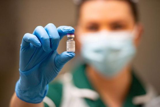 A fantástica história dos turcos que deram ao mundo a vacina da Pfizer