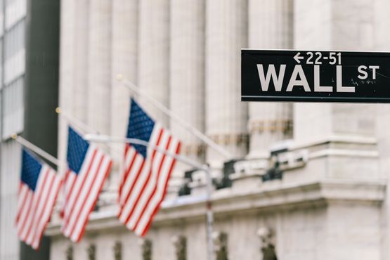 Múltiplos nos EUA perto das máximas históricas. A correção é pra quando?