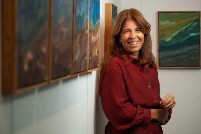 Renata Ramalhosa, a ex-diplomata que encontrou uma segunda carreira nas telas