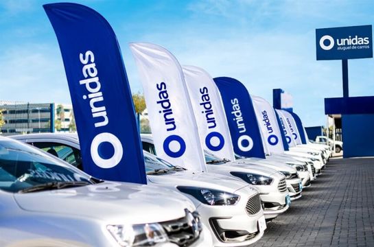 A nova Unidas combate seus inimigos: carro velho e carro parado