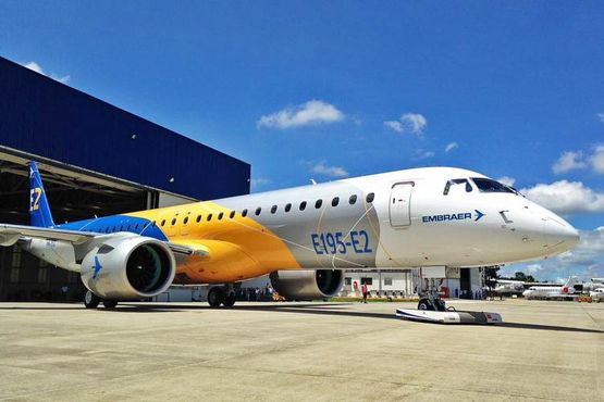 Conheça o E195-E2, o maior jato já produzido no Brasil