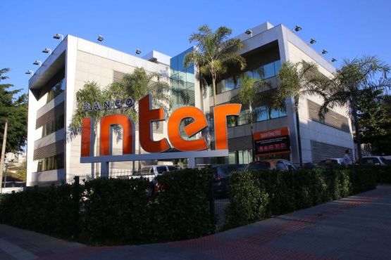 BREAKING: Softbank leva maior parte da oferta do Banco Inter