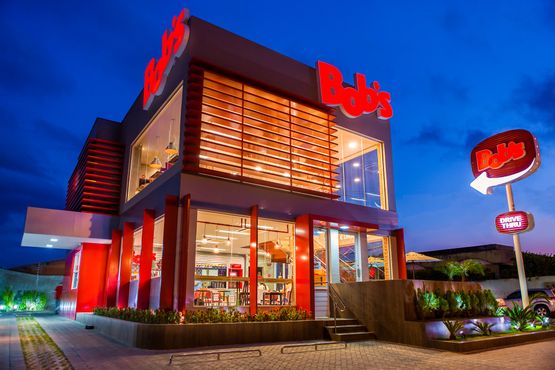Visio.ai, a startup que usa IA para otimizar franquias, e já está no Bob’s e no Subway