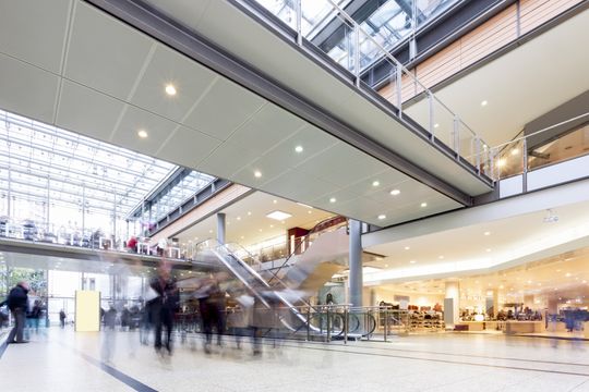 Vendas em shoppings desaceleram, estima BTG