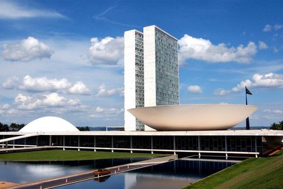 A doutrina Maia: independência entre os Poderes “vale para os dois lados”